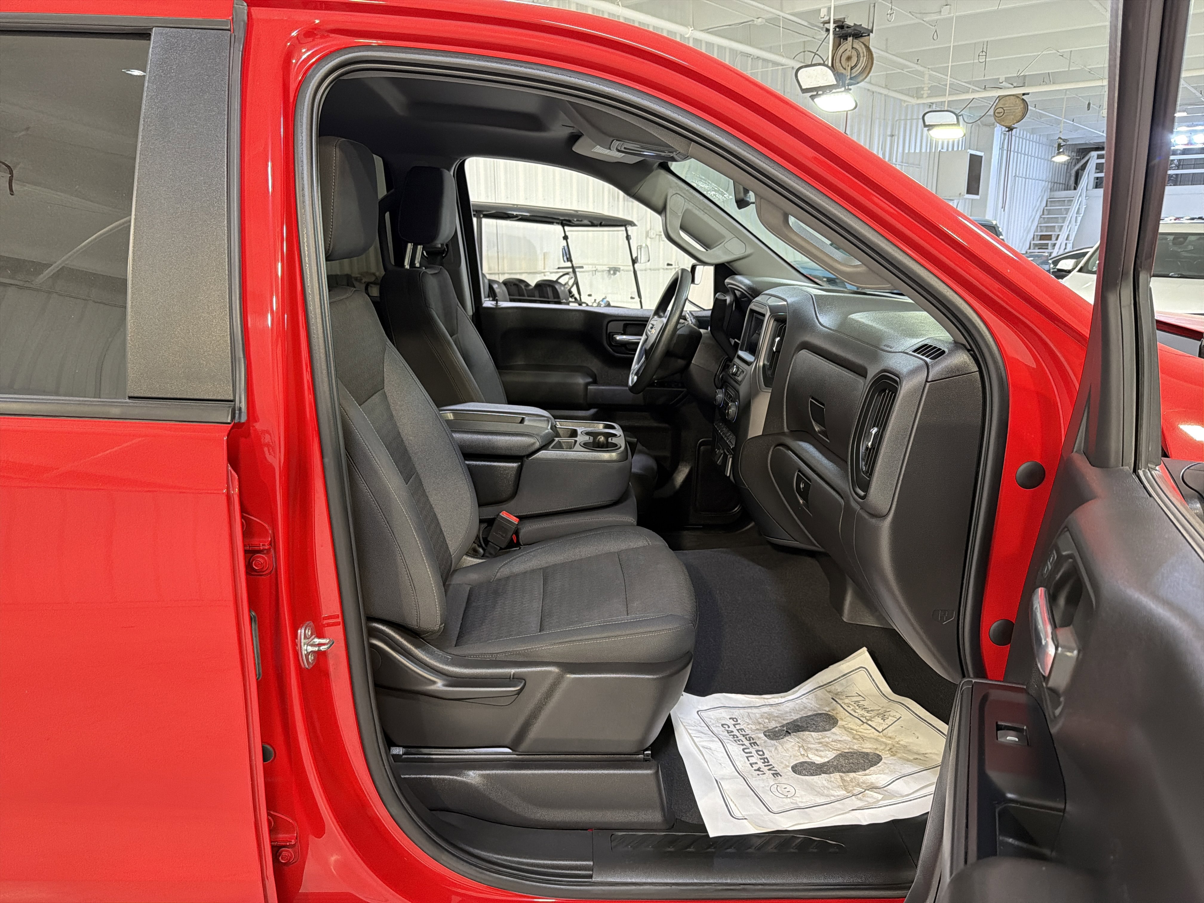 Used 2022 Chevrolet Silverado 1500 Custom image 13