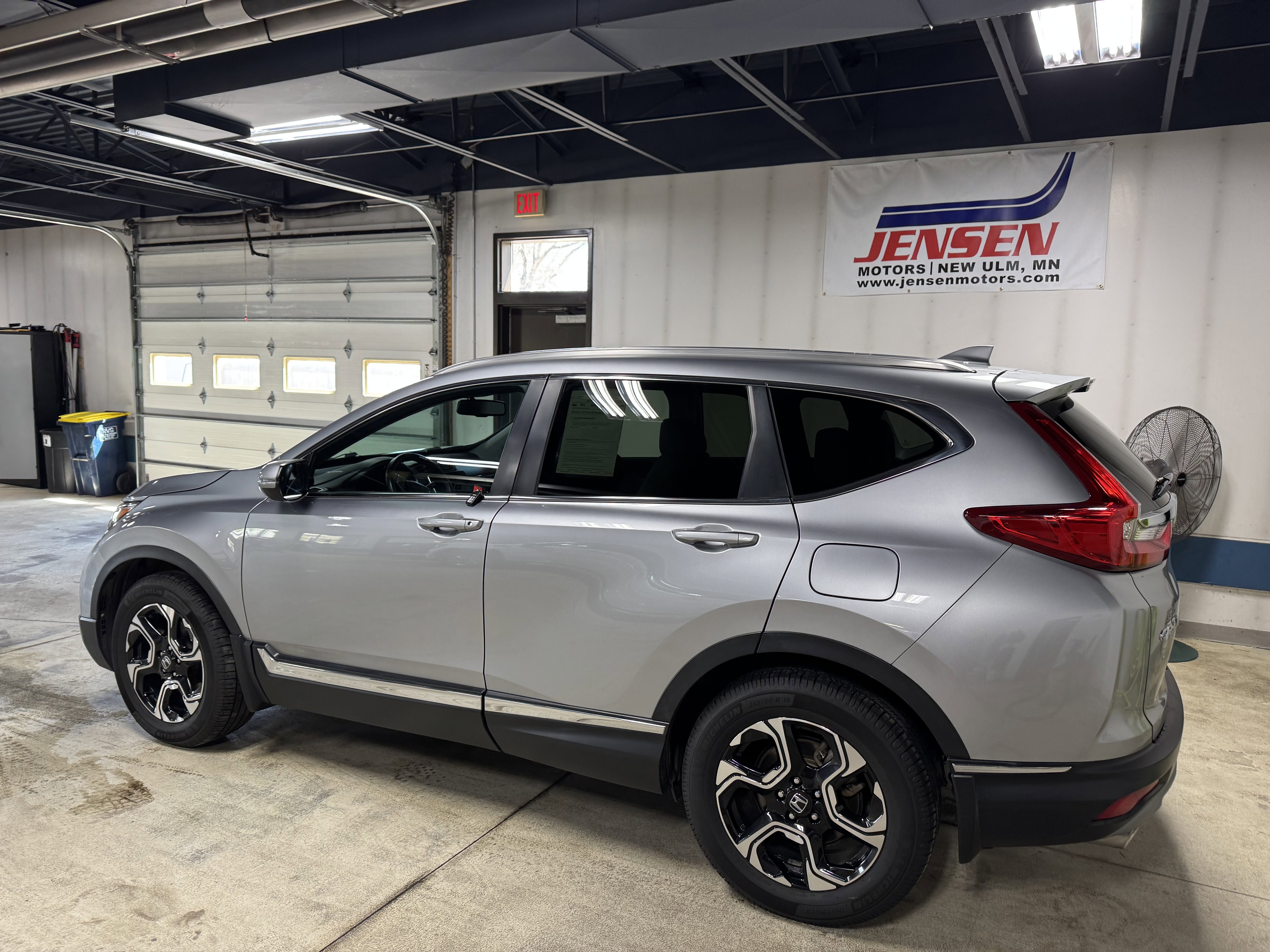 Used 2017 Honda CR-V Touring image 6