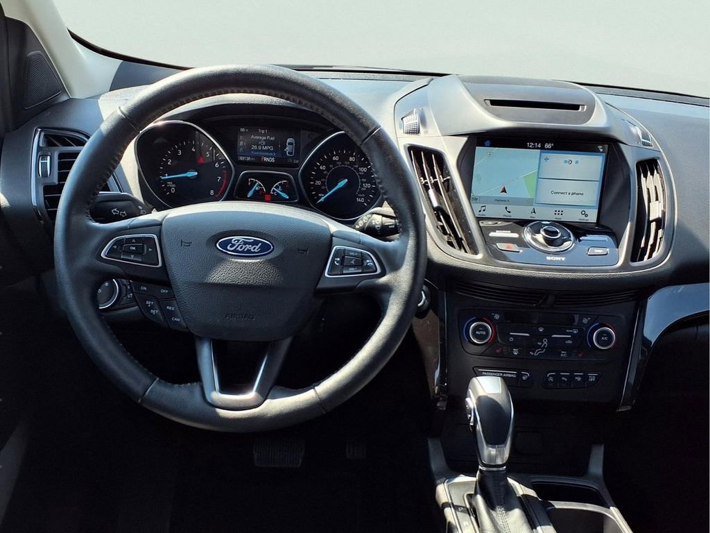 Used 2018 Ford Escape Titanium image 4