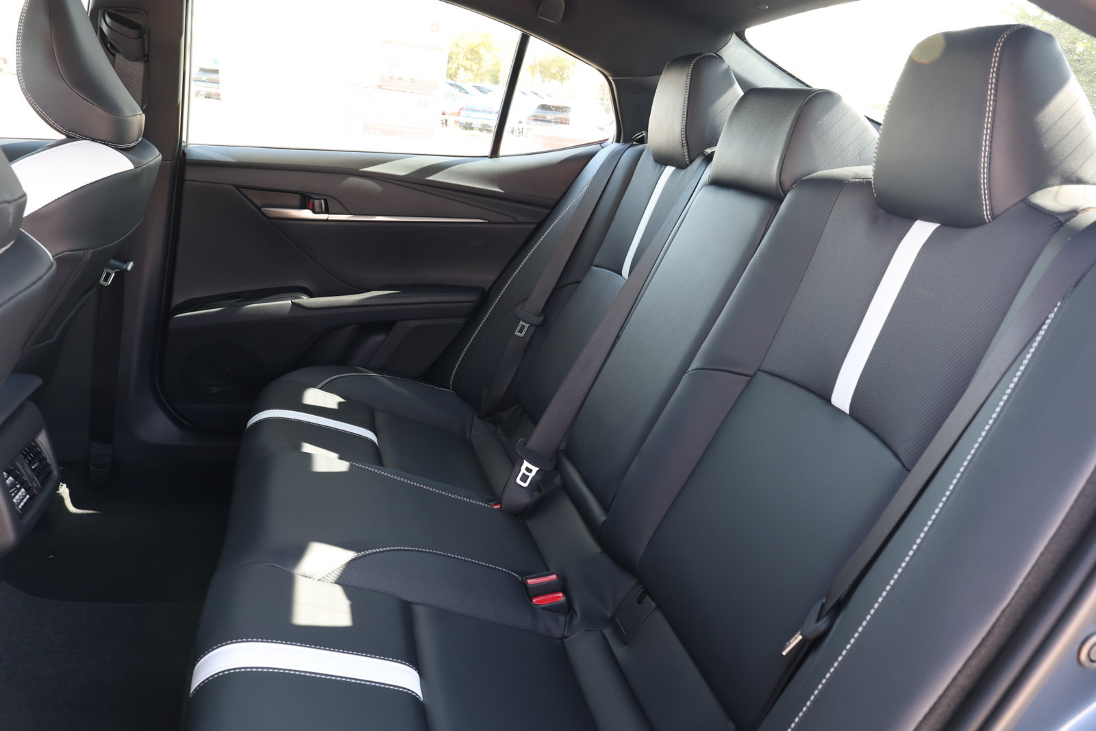 New 2027 Toyota Camry SE w/ Convenience Package FWD image 28