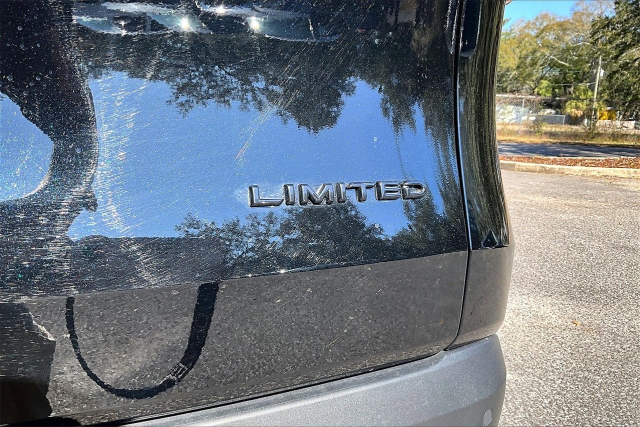 Used 2025 Toyota Grand Highlander AWD Hybrid image 21