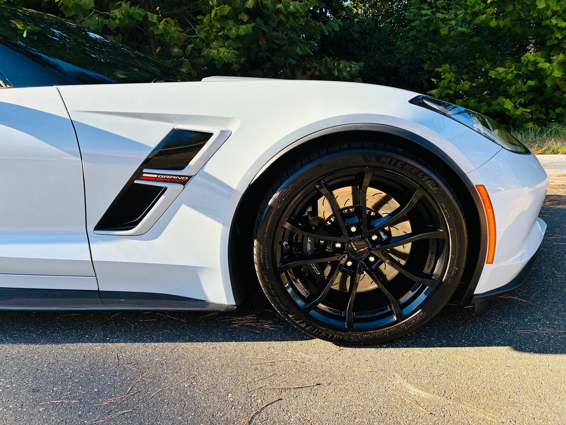 Used 2019 Chevrolet Corvette Grand Sport RWD image 10