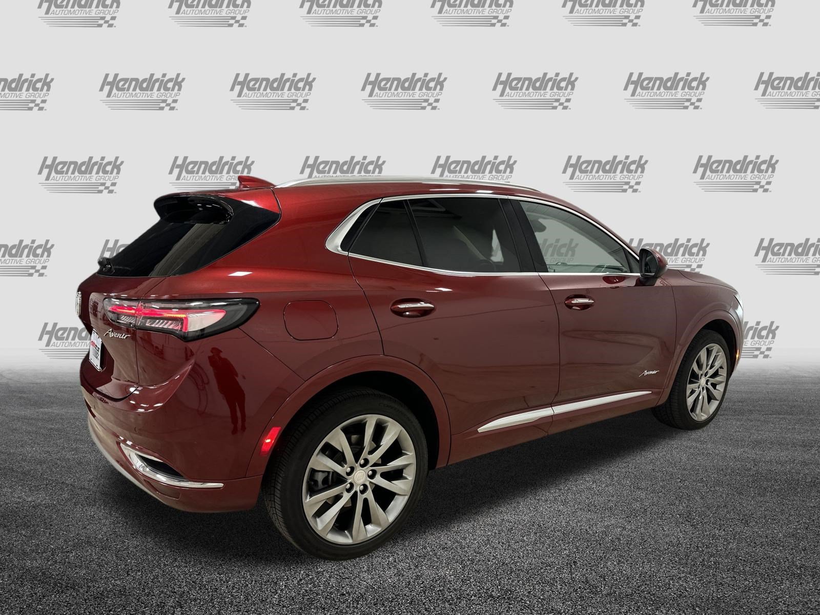 Used 2021 Buick Envision Avenir AWD/4WD image 10