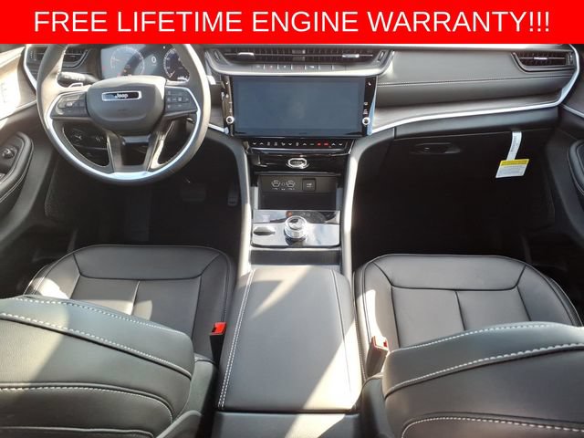 New 2026 Jeep Grand Cherokee Limited w/ Limited Altitude Package AWD/4WD image 27