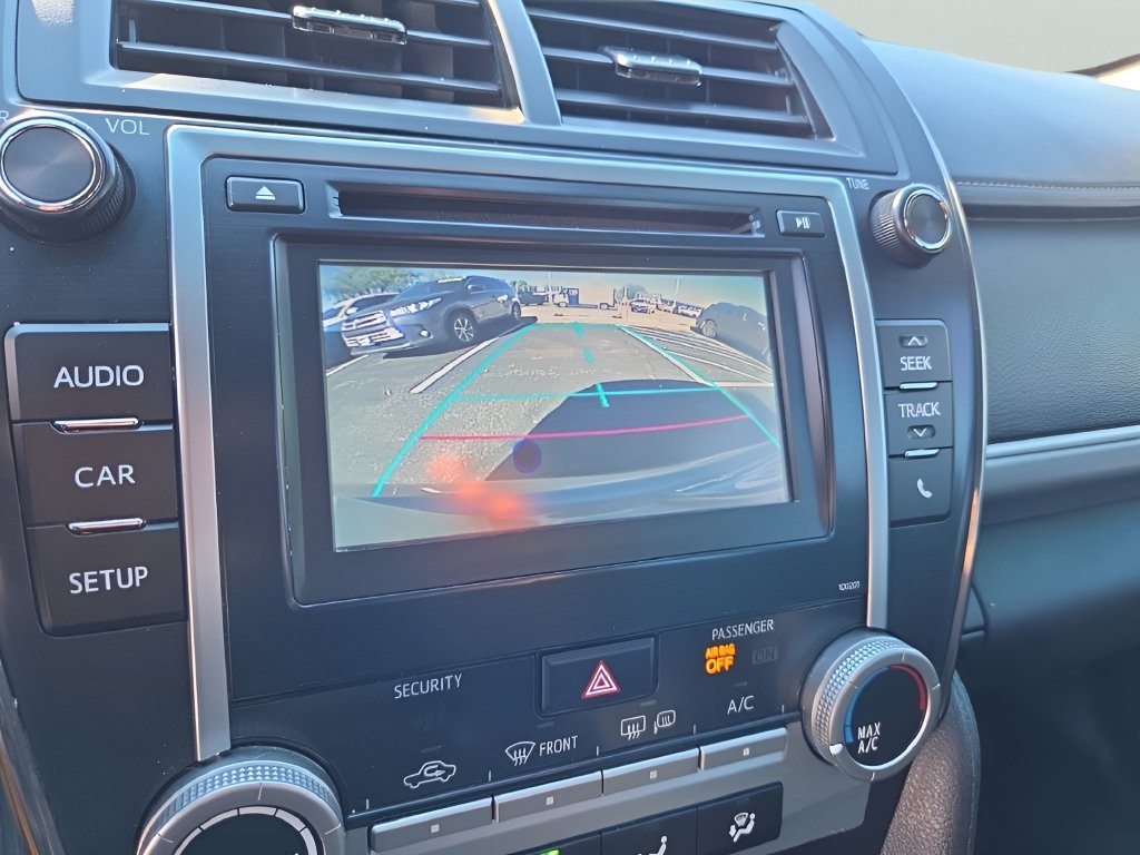 Used 2014 Toyota Camry SE FWD image 22