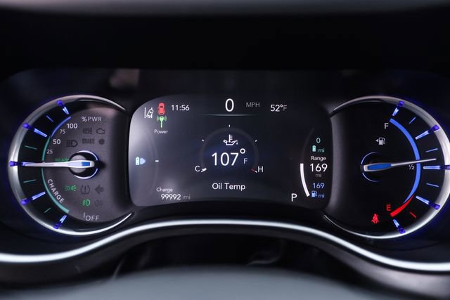 Used 2022 Chrysler Pacifica Touring-L w/ Uconnect Theater Family Group FWD image 31