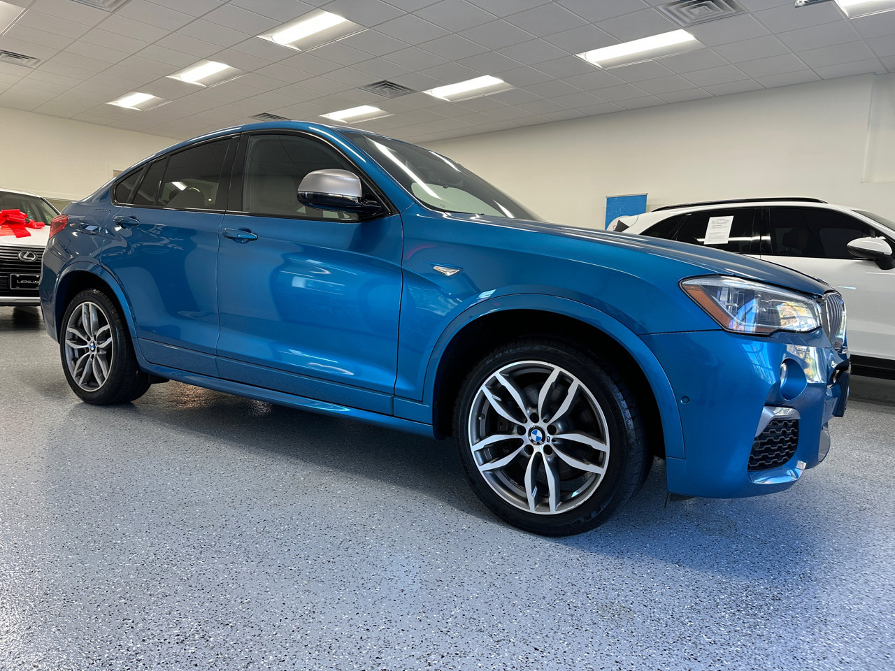 Used 2017 BMW X4 M40i image 11