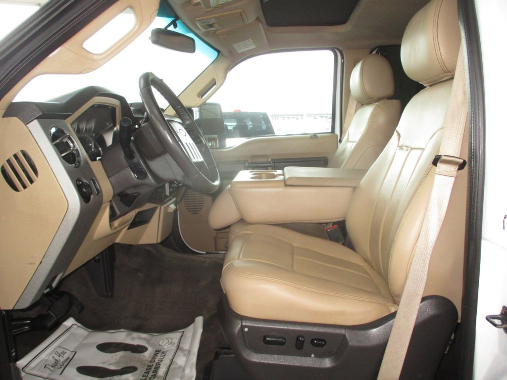 Used 2015 Ford F250 Lariat w/ Lariat Ultimate Package image 11
