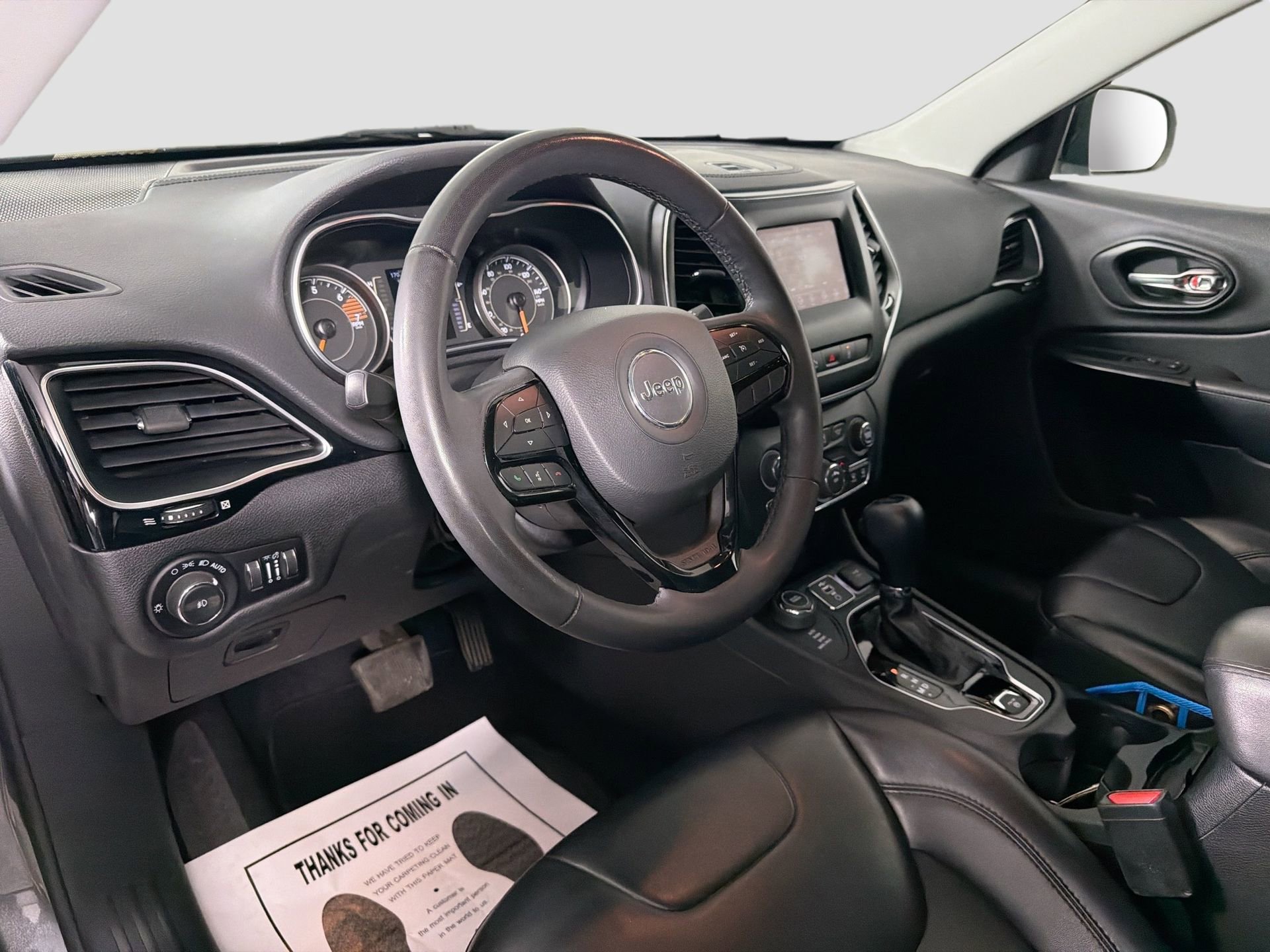 Used 2021 Jeep Cherokee Latitude Plus w/ Sun & Sound Group image 10