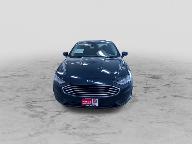 Used 2020 Ford Fusion SE image 4