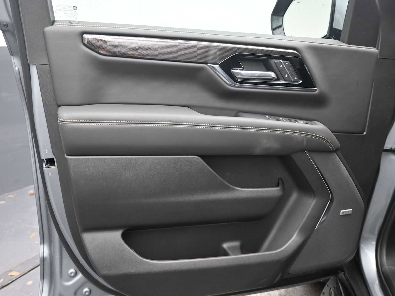 New 2026 GMC Yukon Elevation w/ LPO, Floor Liner Package image 11