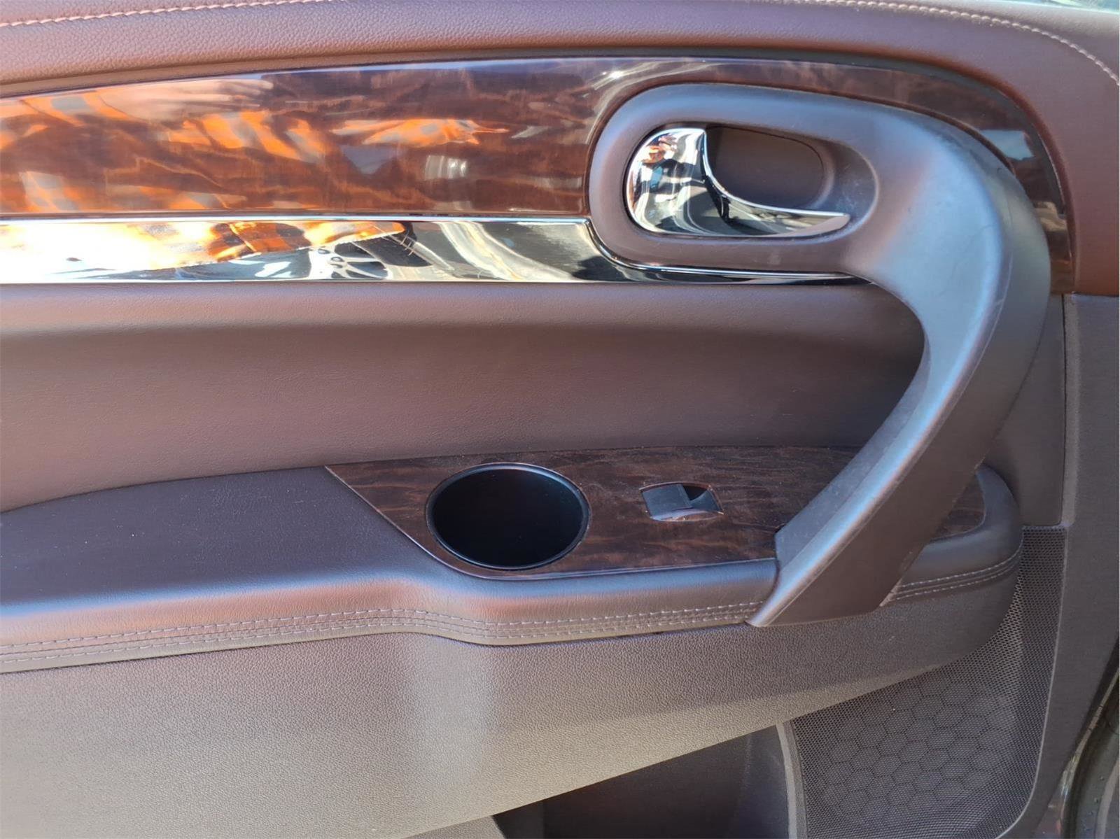 Used 2014 Buick Enclave Leather image 6