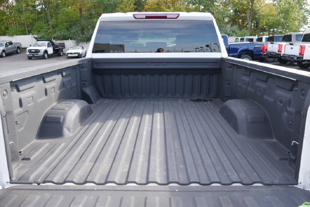Used 2023 Chevrolet Silverado 2500 Custom w/ Custom Convenience Package AWD/4WD image 9