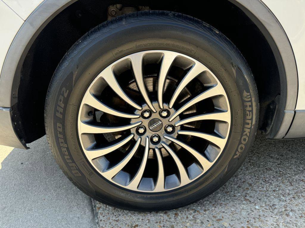 Used 2020 Lincoln Aviator Reserve w/ Elements Package Plus RWD image 9