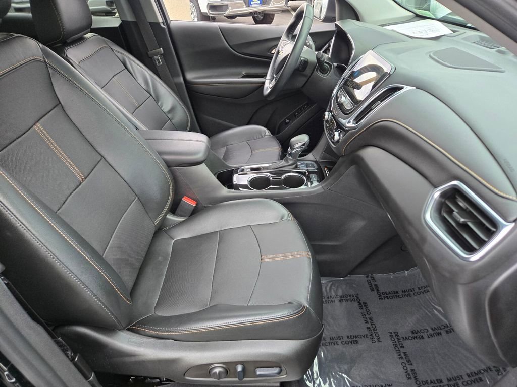 Used 2023 Chevrolet Equinox Premier image 15