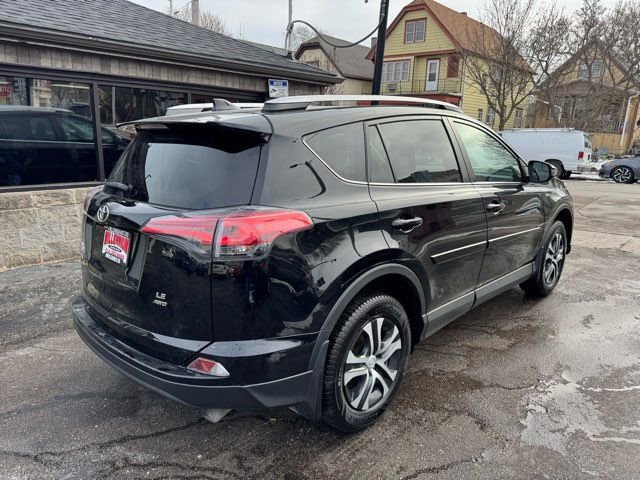 Used 2017 Toyota RAV4 LE AWD/4WD image 6