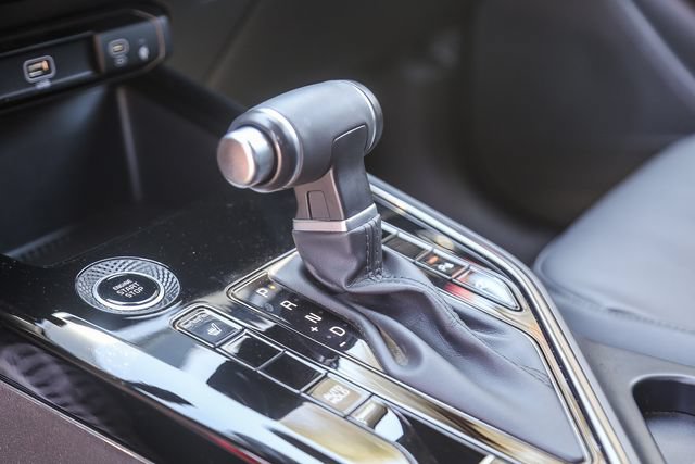 Certified 2023 Kia Niro EX Touring FWD image 23