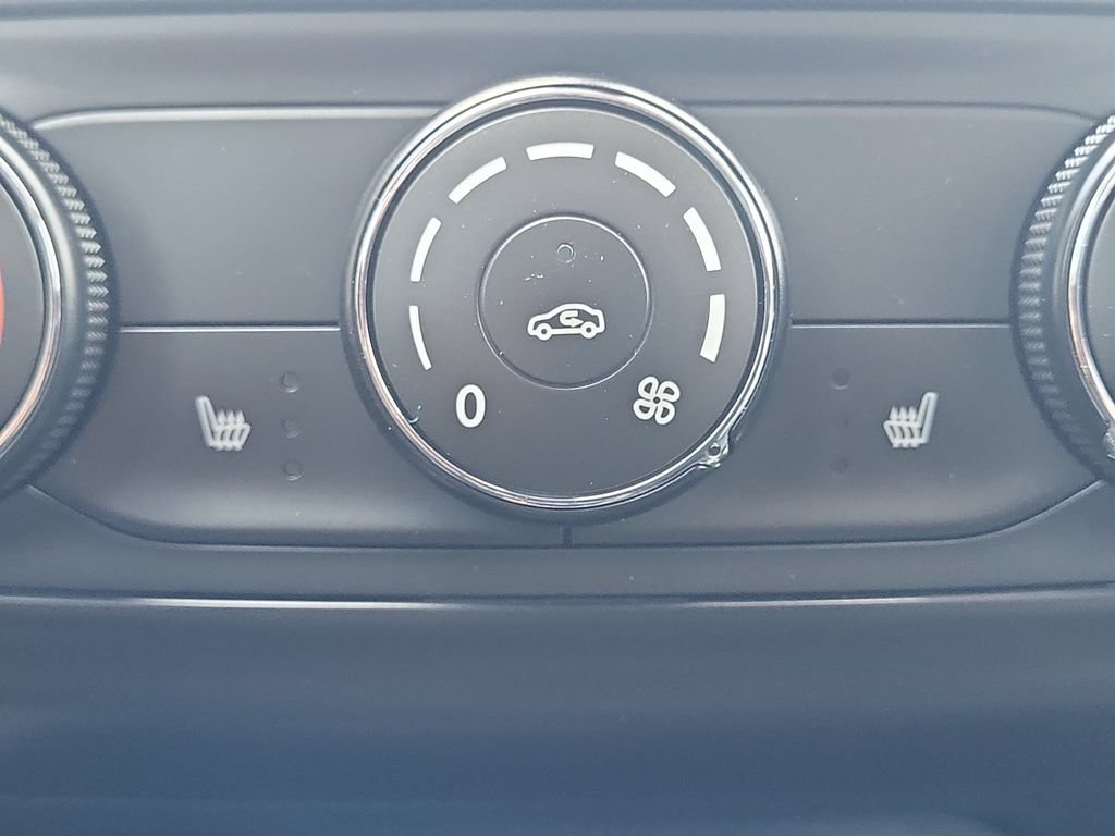 New 2026 Chevrolet Trax LS w/ LS Convenience Package FWD image 19