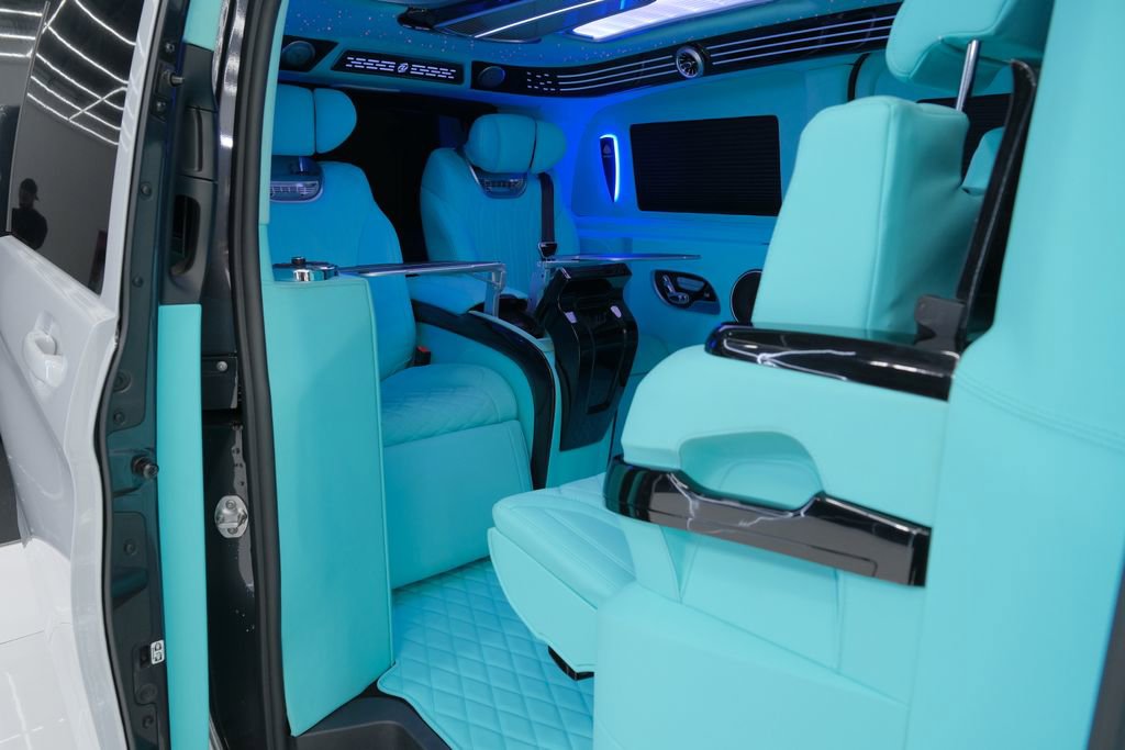 Used 2023 Mercedes-Benz Metris Passenger image 34