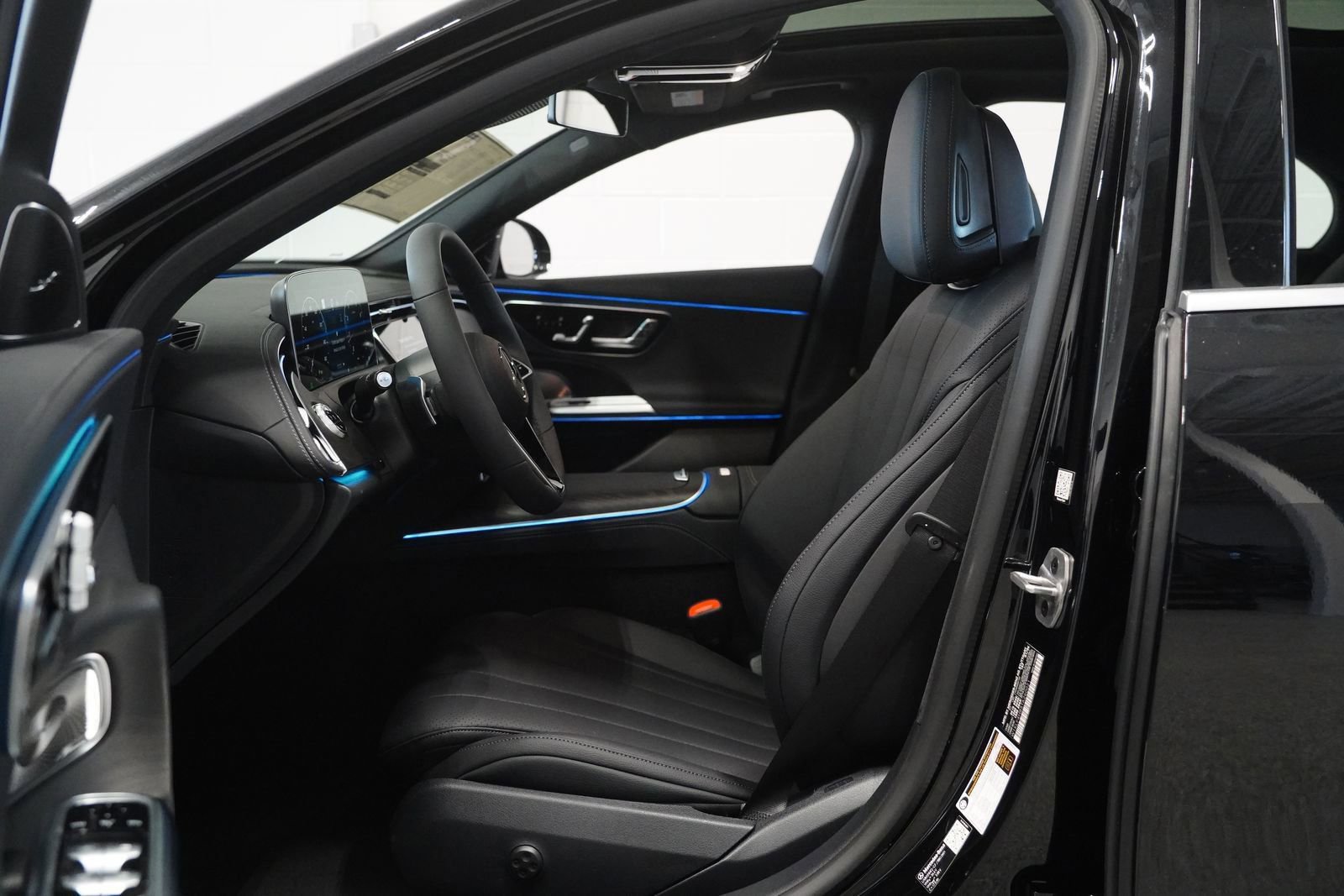 New 2026 Mercedes-Benz E 350 4MATIC Sedan image 14