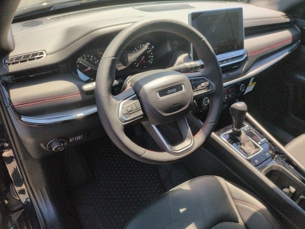 New 2026 Jeep Compass Trailhawk AWD/4WD image 15