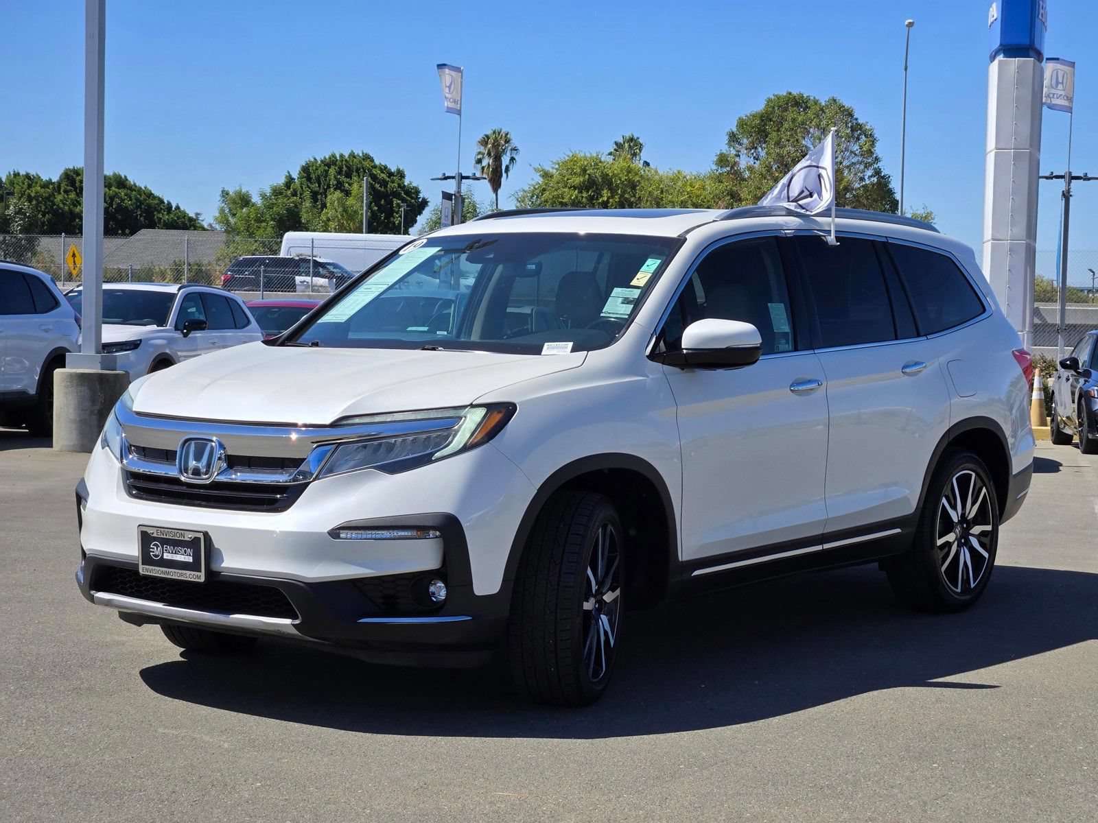 Used 2019 Honda Pilot Touring image 3