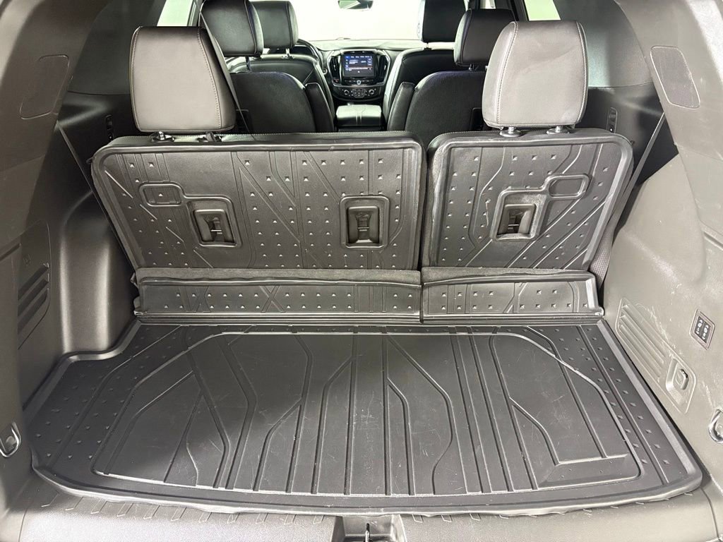 Used 2023 Chevrolet Traverse High Country w/ LPO, Floor Liner Package image 40