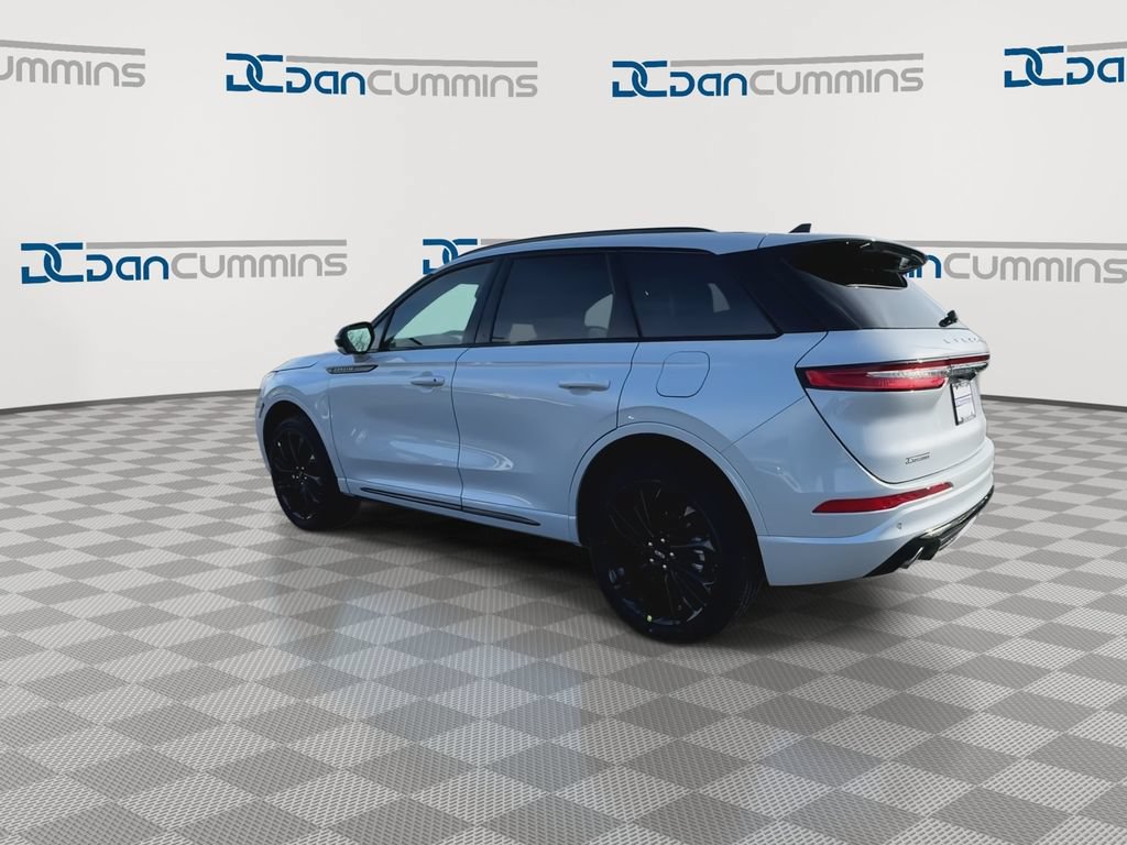 New 2026 Lincoln Corsair Reserve w/ Jet Appearance Package AWD/4WD image 6