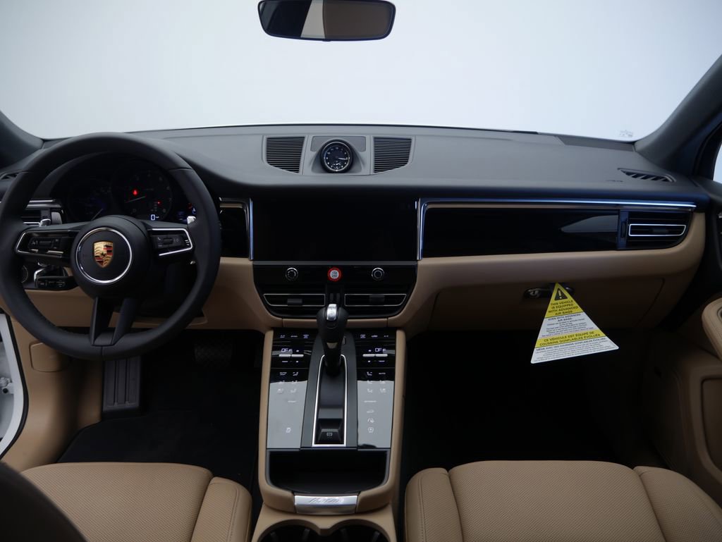 New 2026 Porsche Macan AWD/4WD image 25