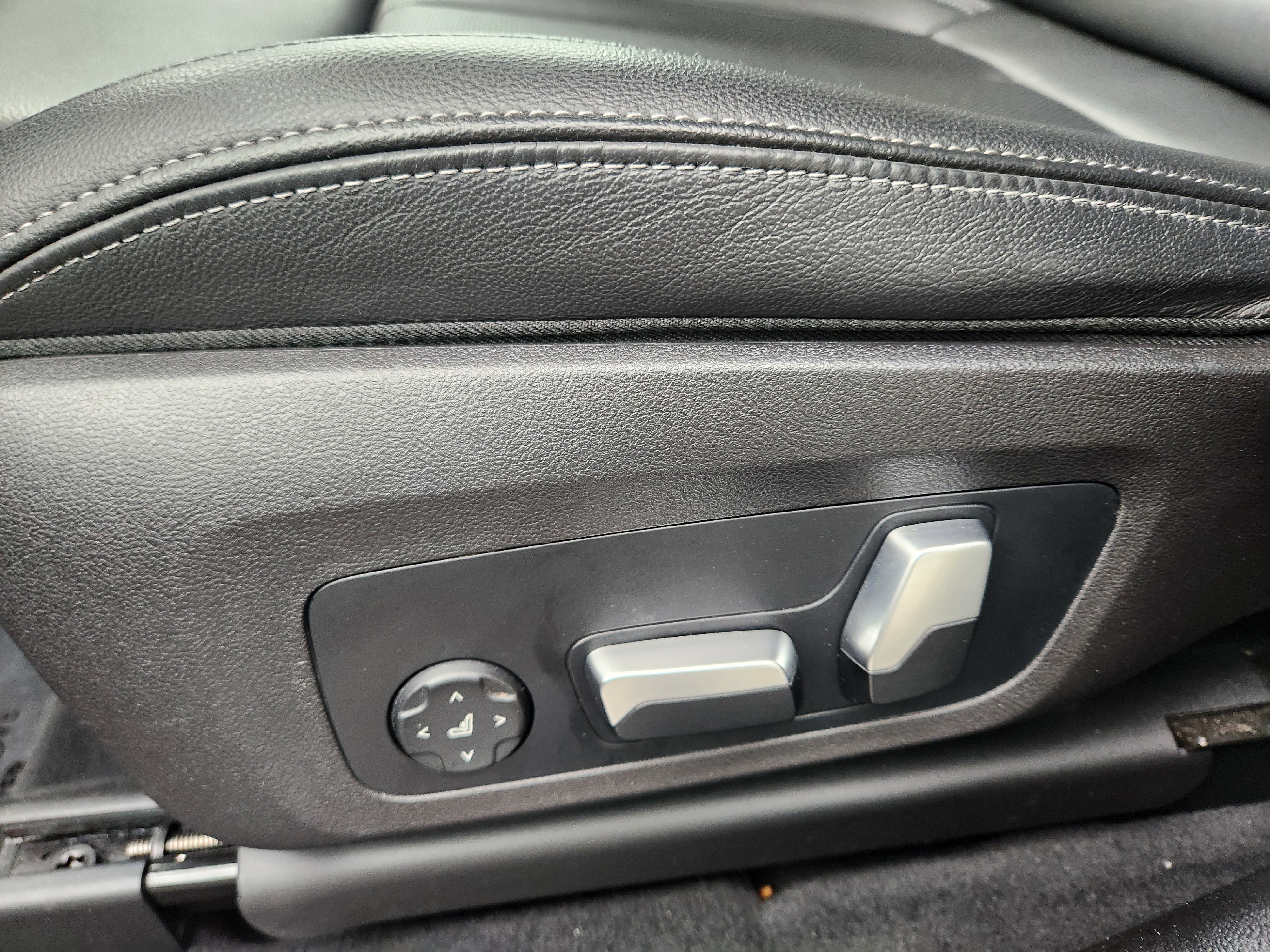 Used 2022 BMW X3 xDrive30i image 12