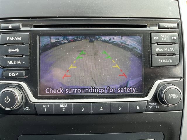 Used 2018 Nissan Frontier SV image 24