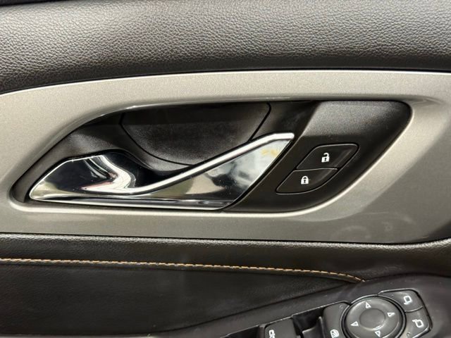 Used 2021 Chevrolet Traverse RS image 21