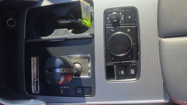 Used 2024 MAZDA CX-90 3.3 Turbo w/ Preferred Plus image 18