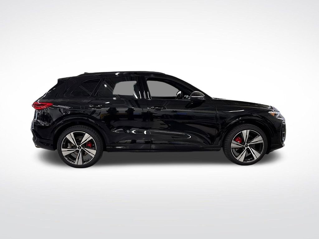 New 2025 Audi SQ5 Premium Plus image 6
