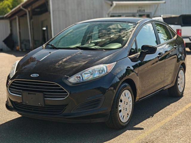 Used 2016 Ford Fiesta S FWD image 3