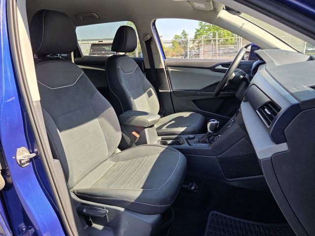 Used 2023 Volkswagen Taos SE image 15