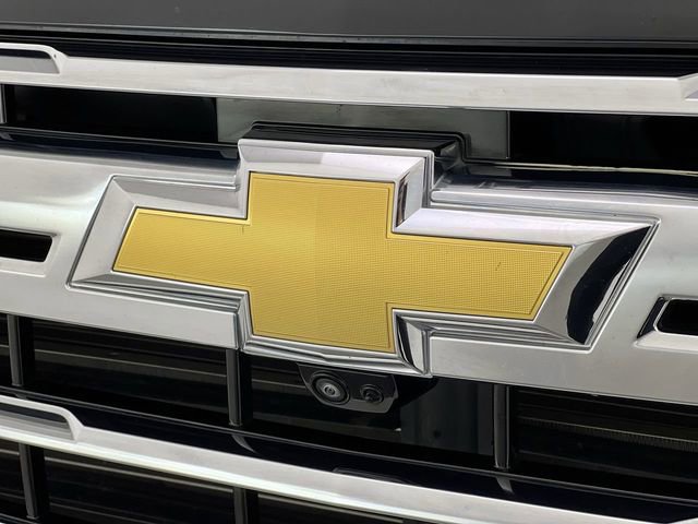 Used 2024 Chevrolet Silverado 2500 LTZ w/ LTZ Plus Package image 32