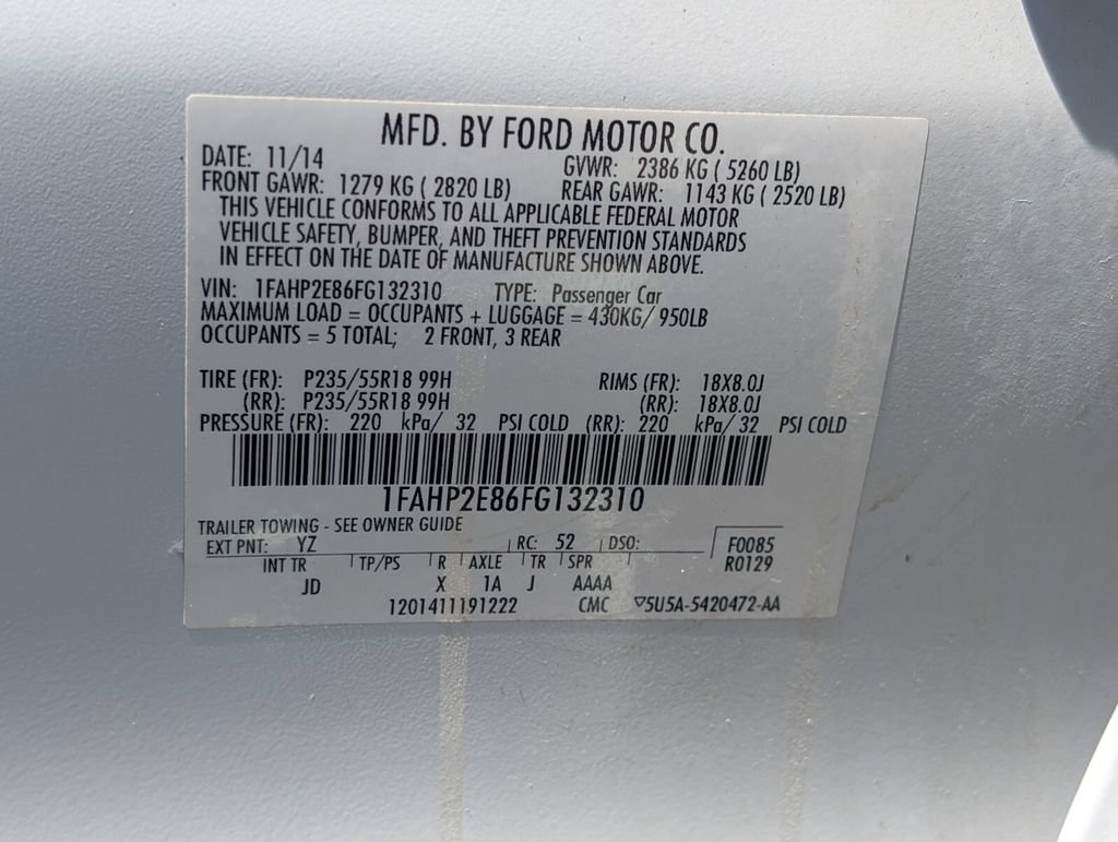Used 2015 Ford Taurus SEL w/ Equipment Group 201A FWD image 17