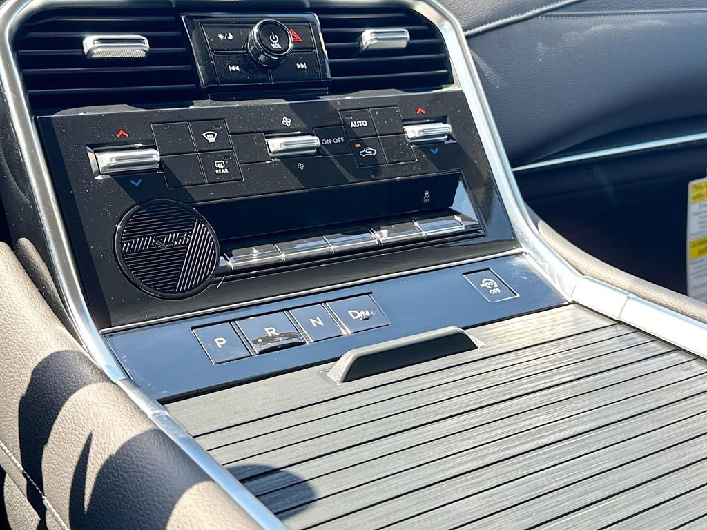 New 2026 Nissan Armada SV image 16