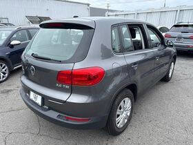 Used 2013 Volkswagen Tiguan S image 5