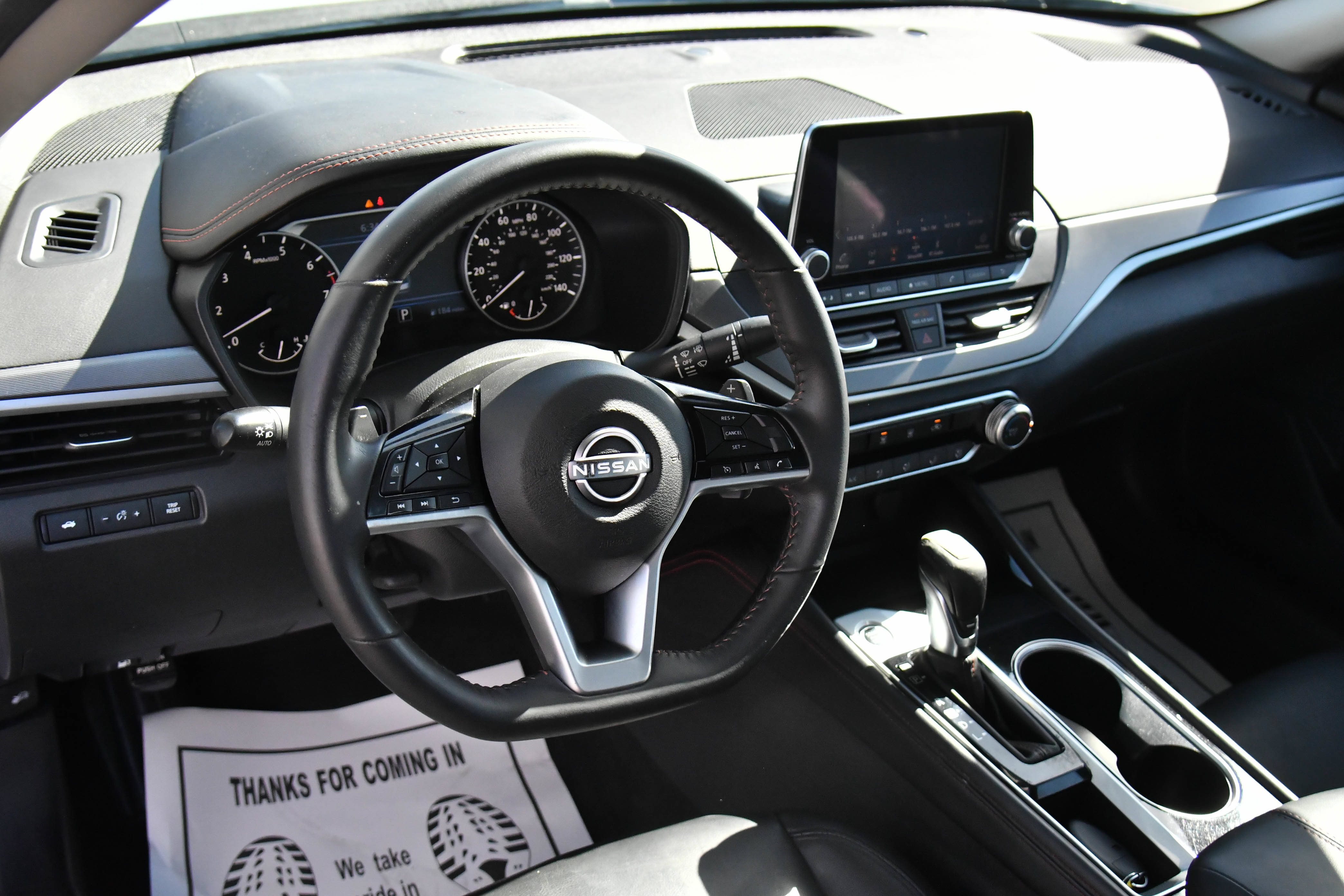 Used 2024 Nissan Altima 2.5 SR FWD image 14