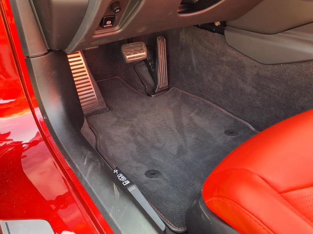 Used 2025 Chevrolet Corvette Z06 RWD image 45