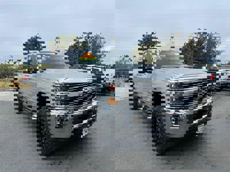 Used 2017 Chevrolet Silverado 2500 LT w/ All Star Edition RWD image 11