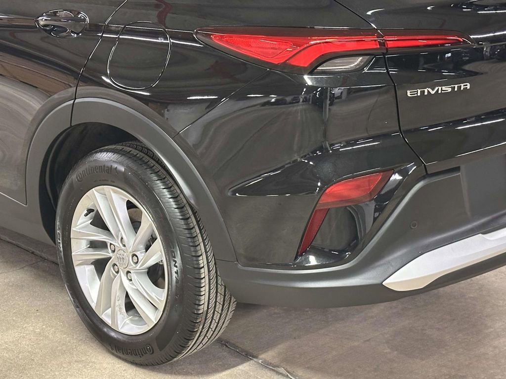 Used 2025 Buick Envista Preferred image 11