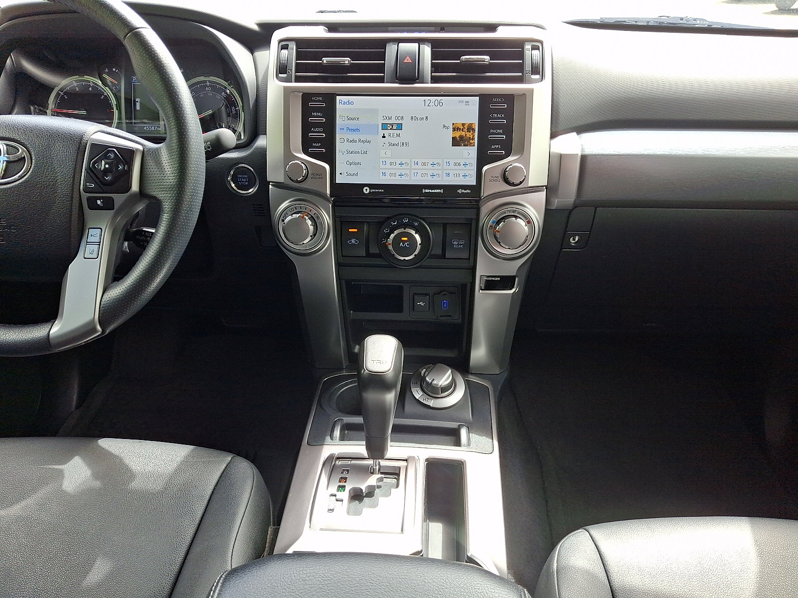 Used 2022 Toyota 4Runner TRD Sport w/ Technology Package AWD/4WD image 15