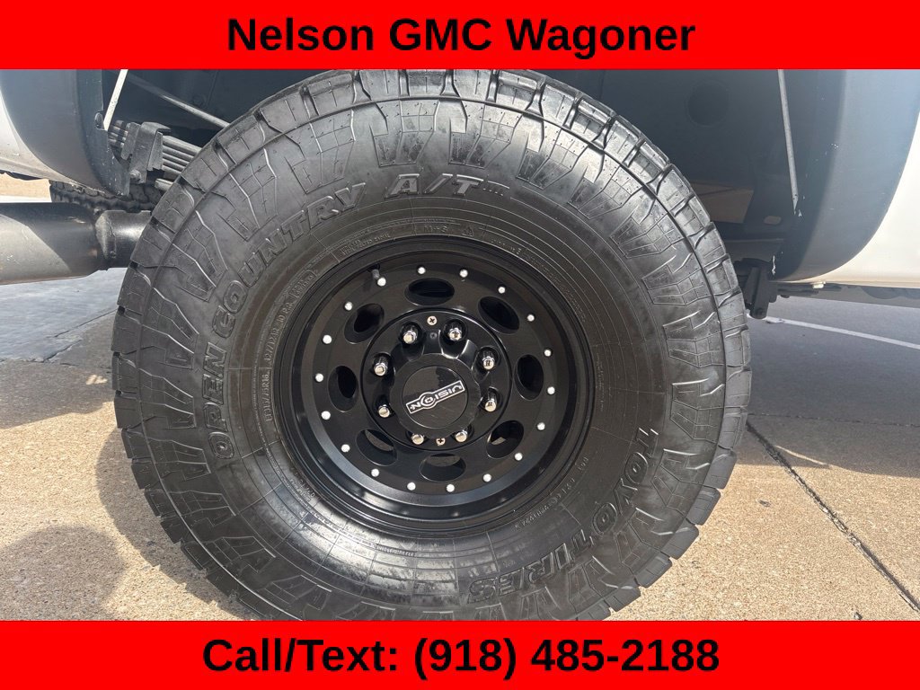 Used 2004 Chevrolet Silverado 3500 4x4 Crew Cab w/ Heavy-Duty Power Package image 17