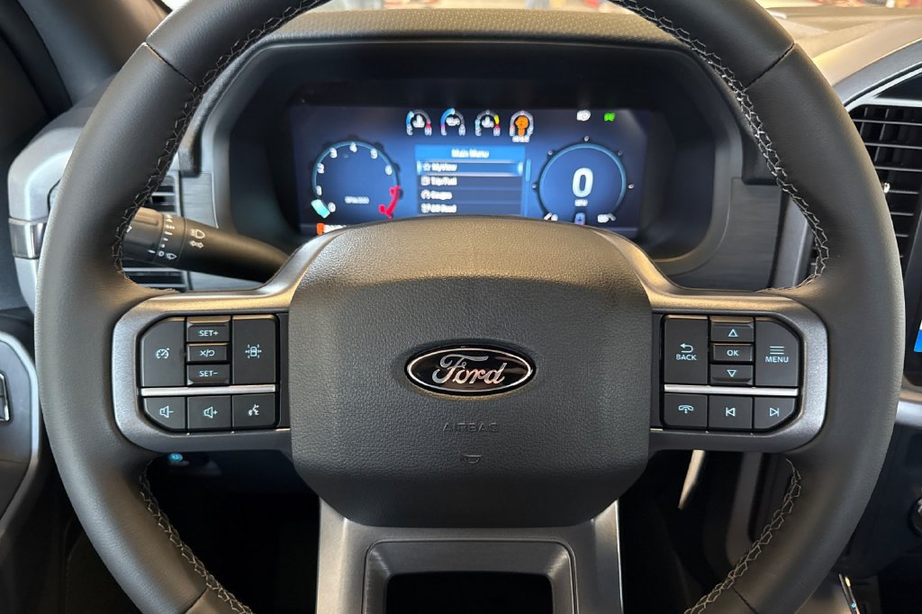 New 2026 Ford F150 XLT w/ XLT Black Appearance Package AWD/4WD image 21