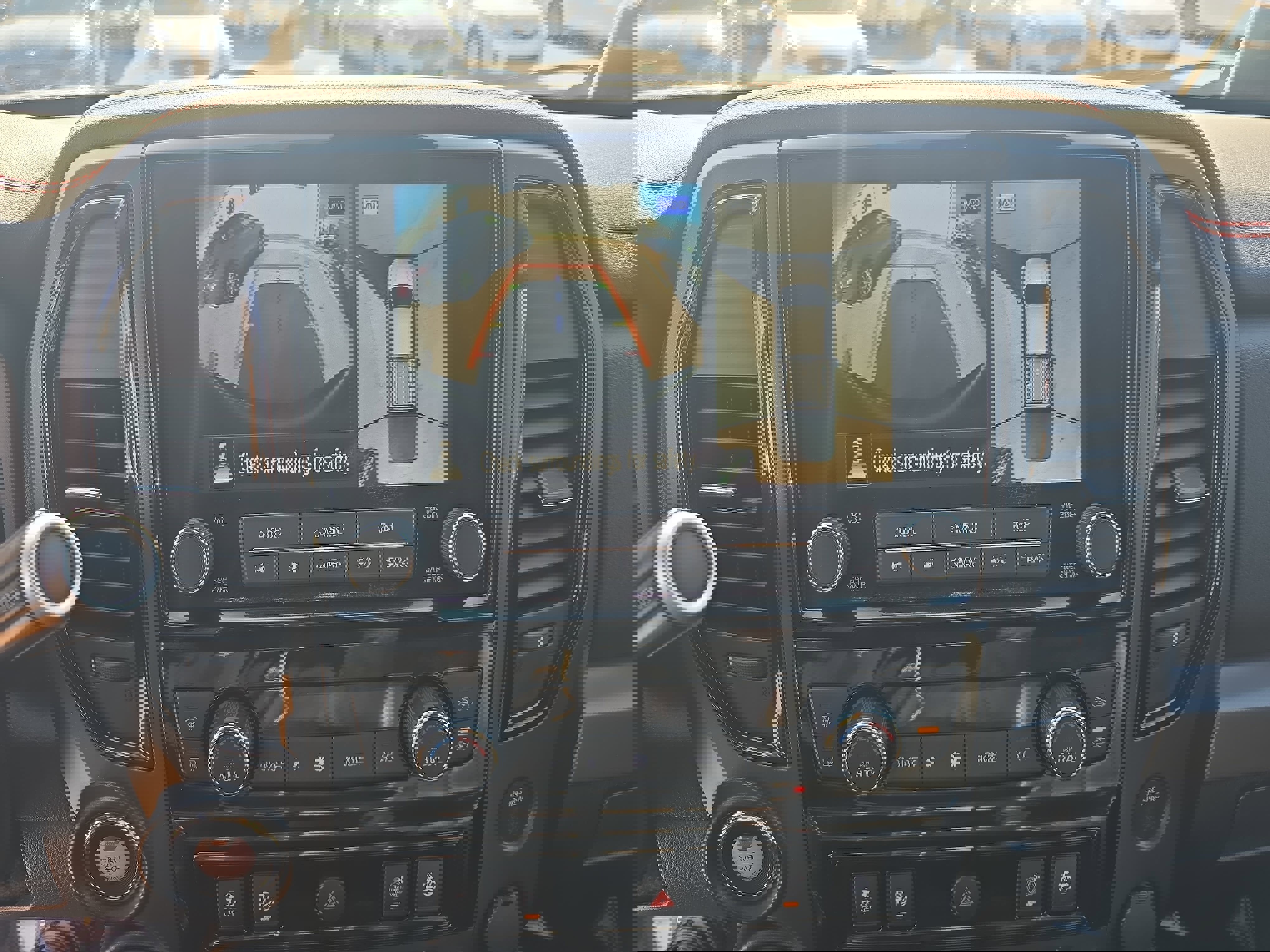 Used 2023 Nissan Titan PRO-4X w/ Pro-4x Convenience Package image 26