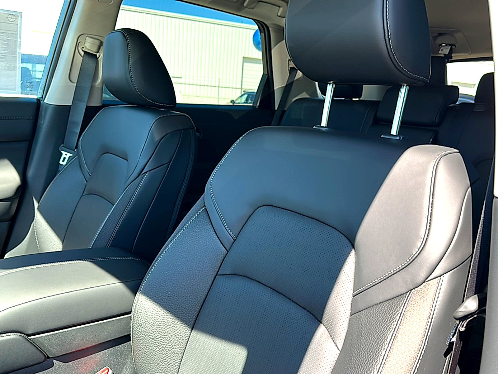 New 2026 Nissan Pathfinder SL image 11