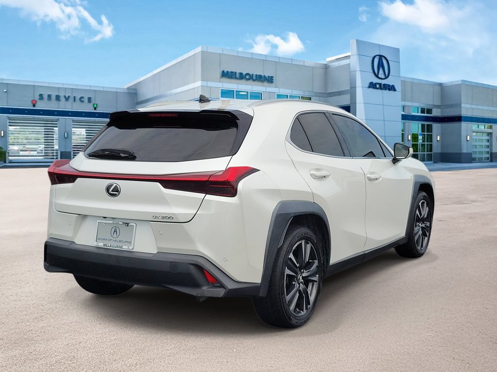 Used 2021 Lexus UX 200 w/ Premium Package FWD image 6